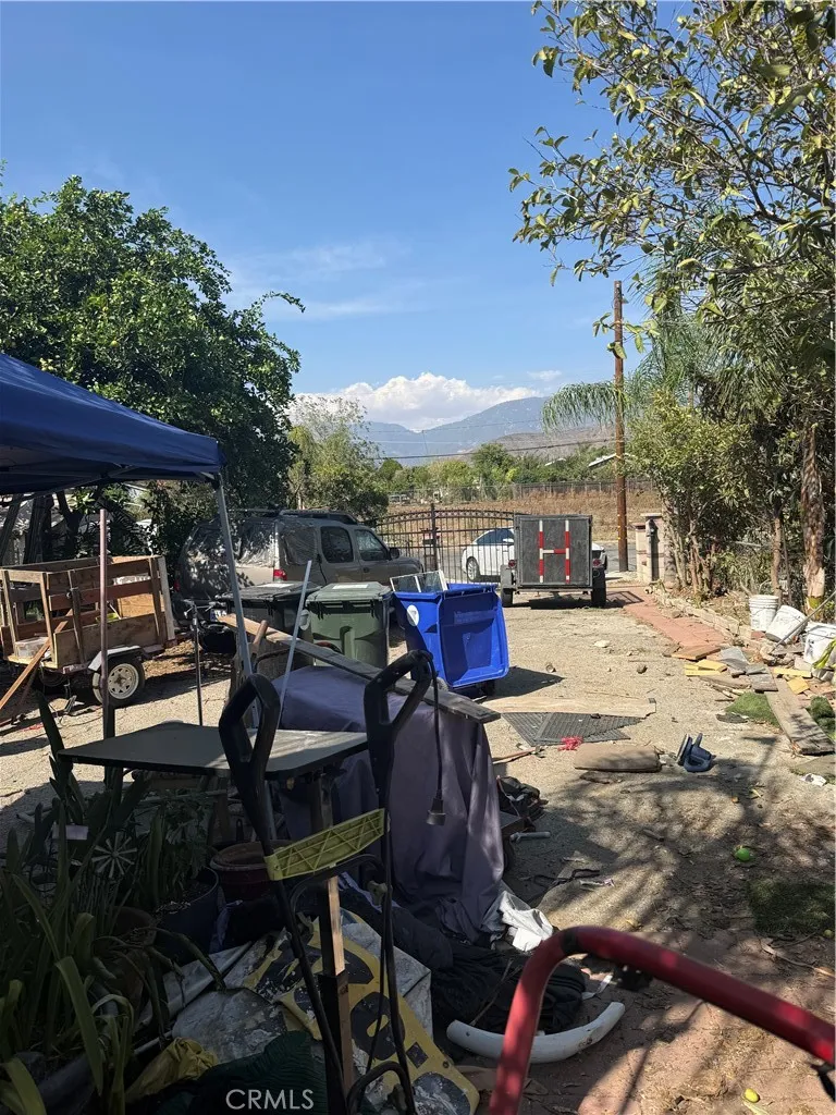 1849 W 30th San Bernardino, CA 92407