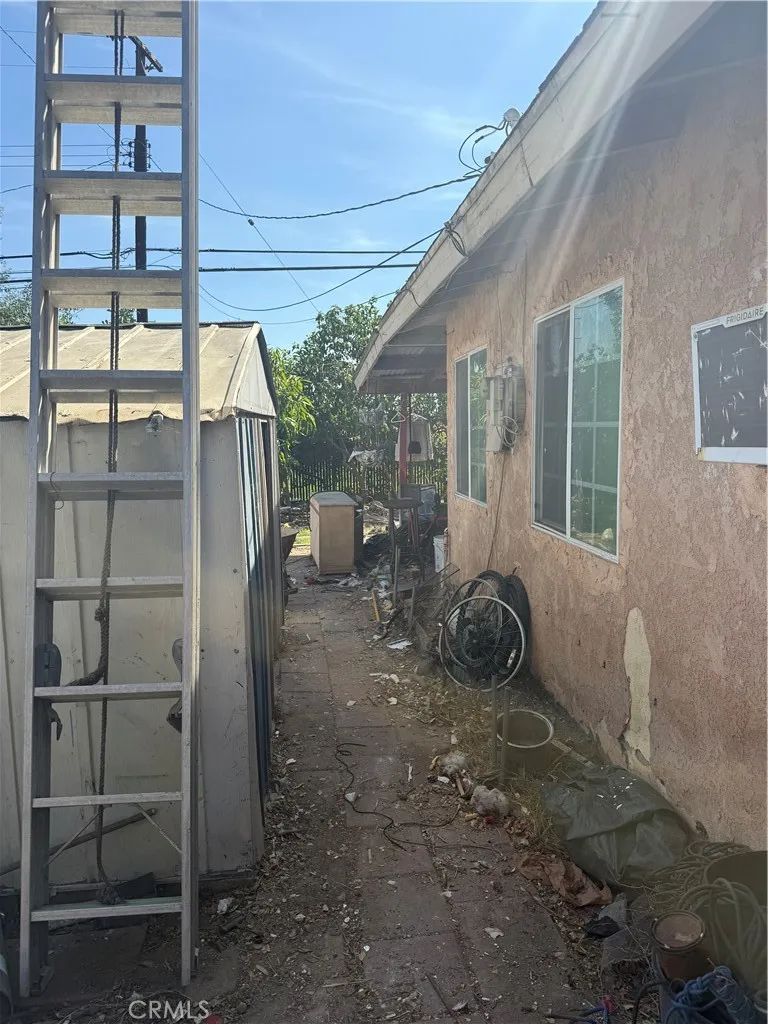 1849 W 30th San Bernardino, CA 92407