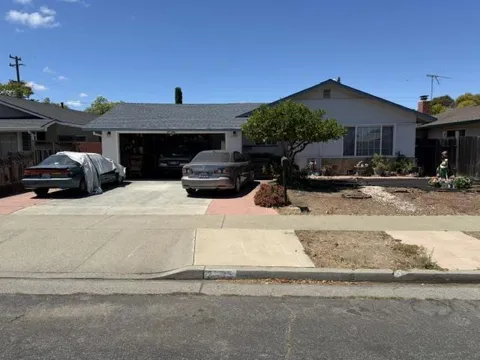 2255 Wren Way