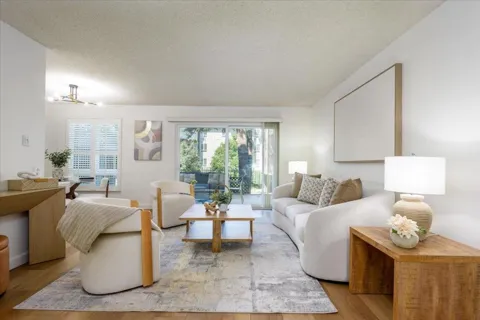 816 Delaware Street #203