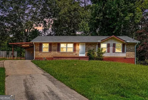 312 W Downing CT