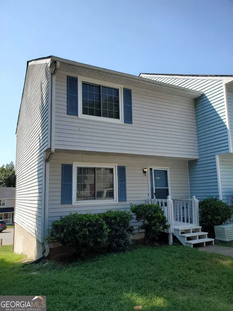 7011 Oakhill CIR