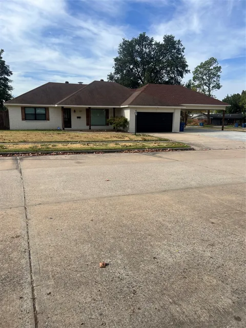 1507 Red Bud