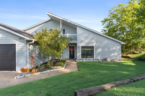 201 Clear Ridge Court
