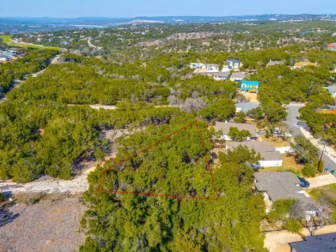 20200 Lewis Cove