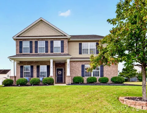 1011 Wellscroft Road