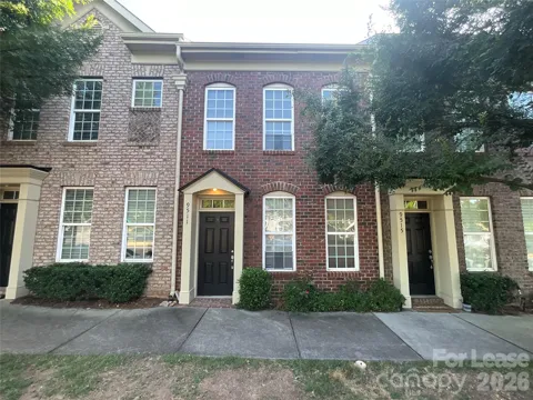 9511 Longstone Lane