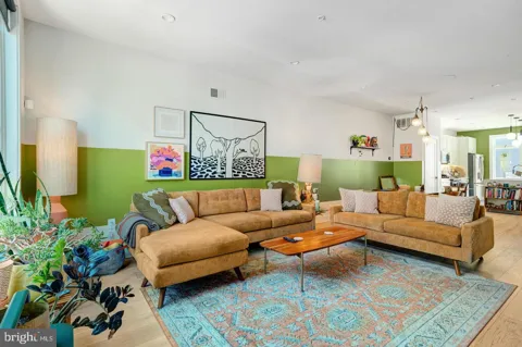 1218 27TH STREET