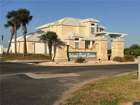 142 Frontside Drive