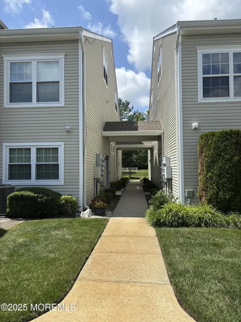 8 Fiddlers Elbow Court