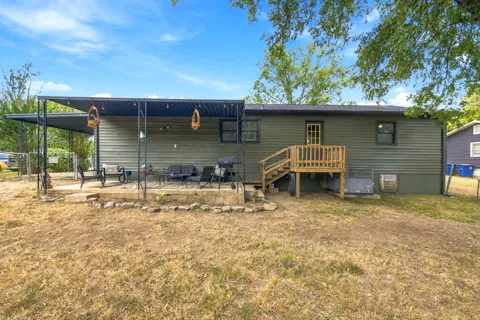 966 Horse Mountain Rd