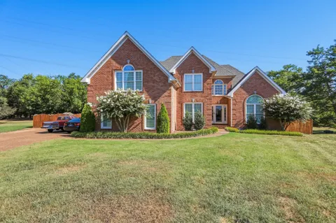 104 Tamaras Ct