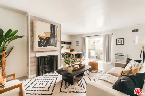 1845 Corinth Avenue #107
