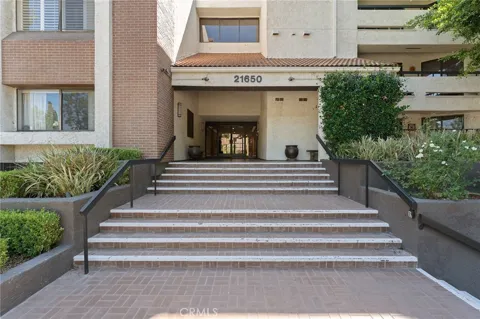 21650 Burbank #203