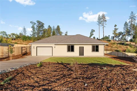 5820 Golden Oaks Road