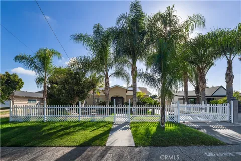6238 Longridge Avenue