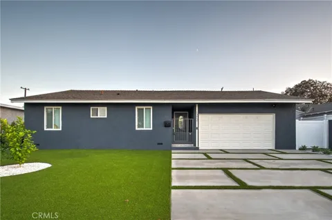 1212 W Woodcrest Avenue