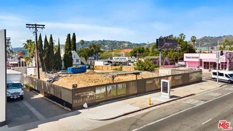 7100 Melrose Avenue