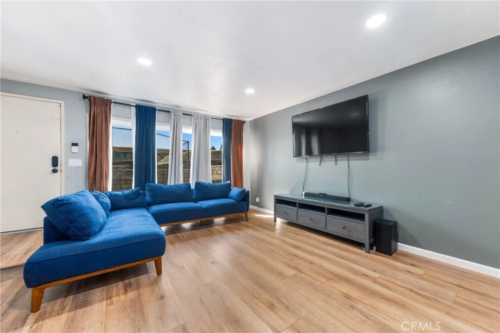 1103 W Francis Street #F Ontario, CA 91762
