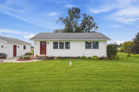 12251 Grass Lake Road