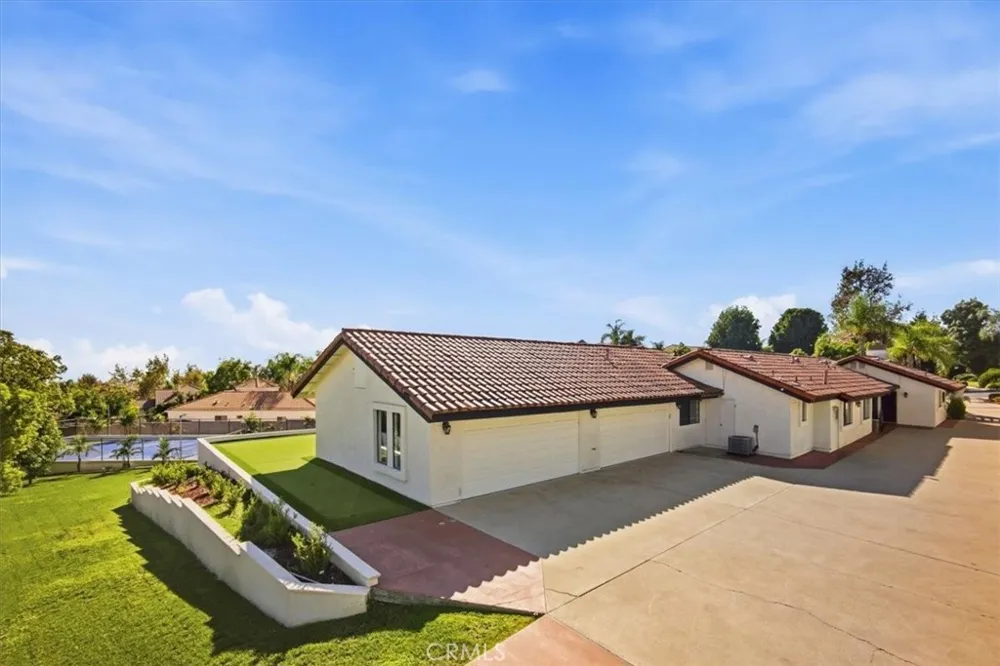 5087 Granada Court Rancho Cucamonga, CA 91737