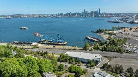 23 XX Harbor Avenue SW