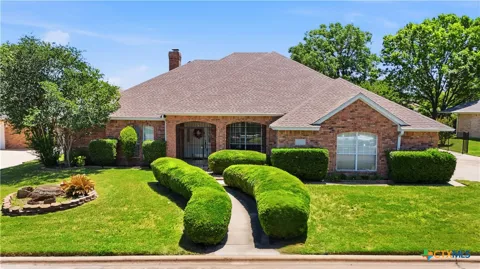 2117 Lakeview Loop