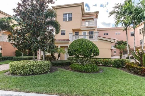 538 Avellino Isles Circle #9201