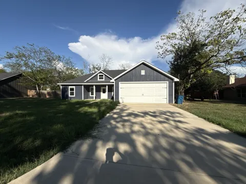 180 N Oak Place
