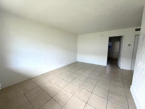 2119 Davie Boulevard #125