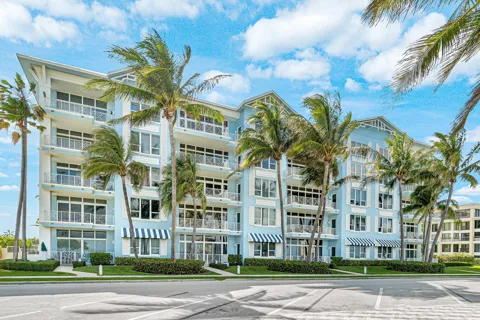 701 SE 21st Avenue #301
