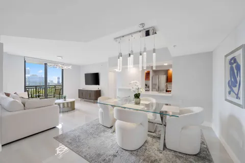 100 Federal Highway #1021