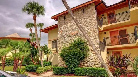 2400 S Ocean Drive #1113