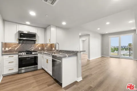 7428 Santa Monica Boulevard #PH 508