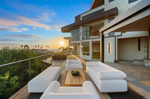 2516 San Elijo
