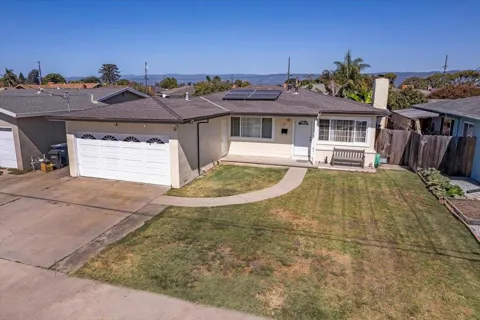 748 Hill Avenue