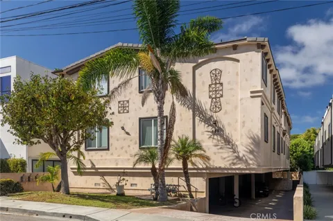 623 Aviation Way #D