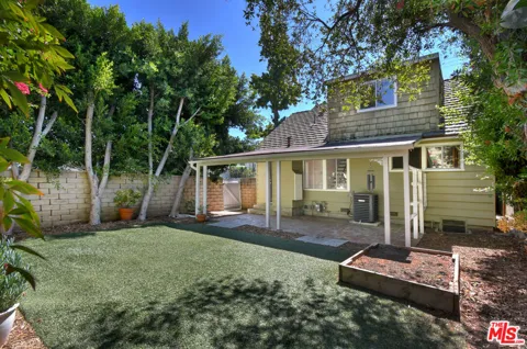 14335 Magnolia Boulevard