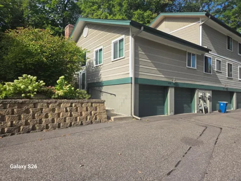 2721 Terraceview Lane