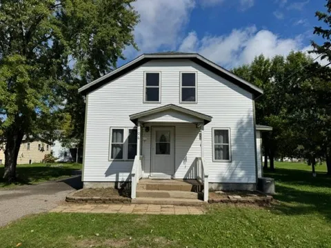 106 Cedar Avenue NE