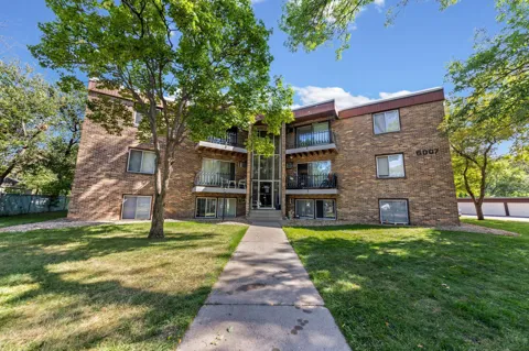 6007 W Broadway Avenue #303