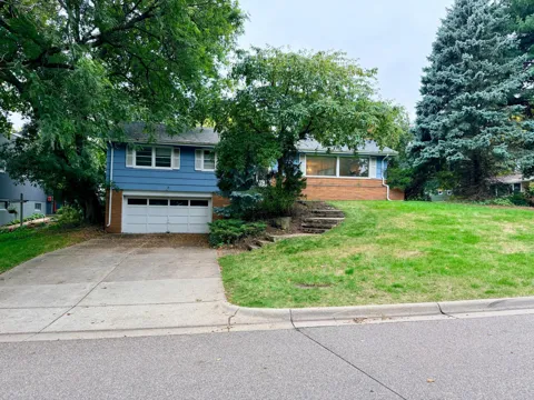 4713 Virginia Ln