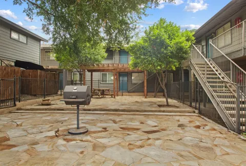 1302 Parker Lane #101