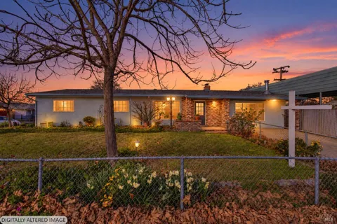 903 Rollingwood Drive