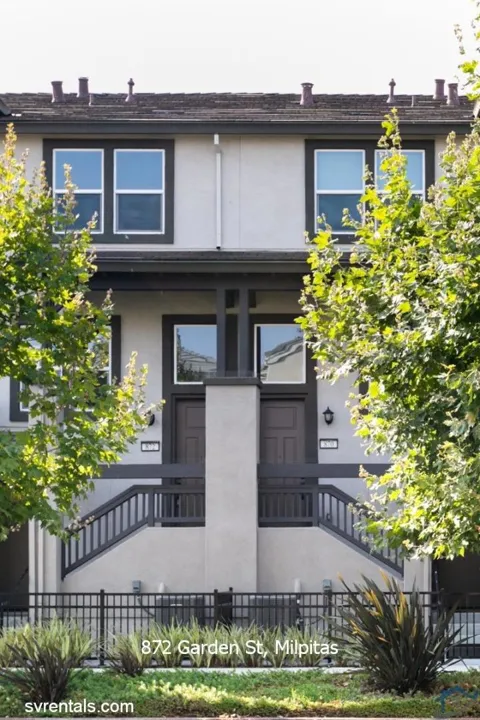 872 Garden Street