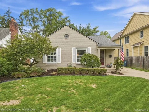 2275 Dorchester Road