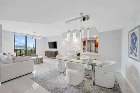 100 Federal Highway #1021