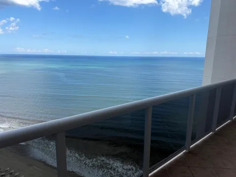 3200 OCEAN BOULEVARD #2605