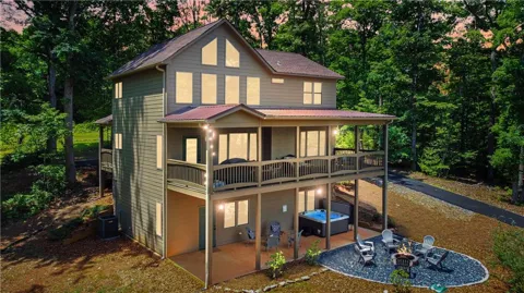 196 Grayson Pointe