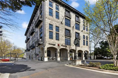 5434 Peachtree Road #117